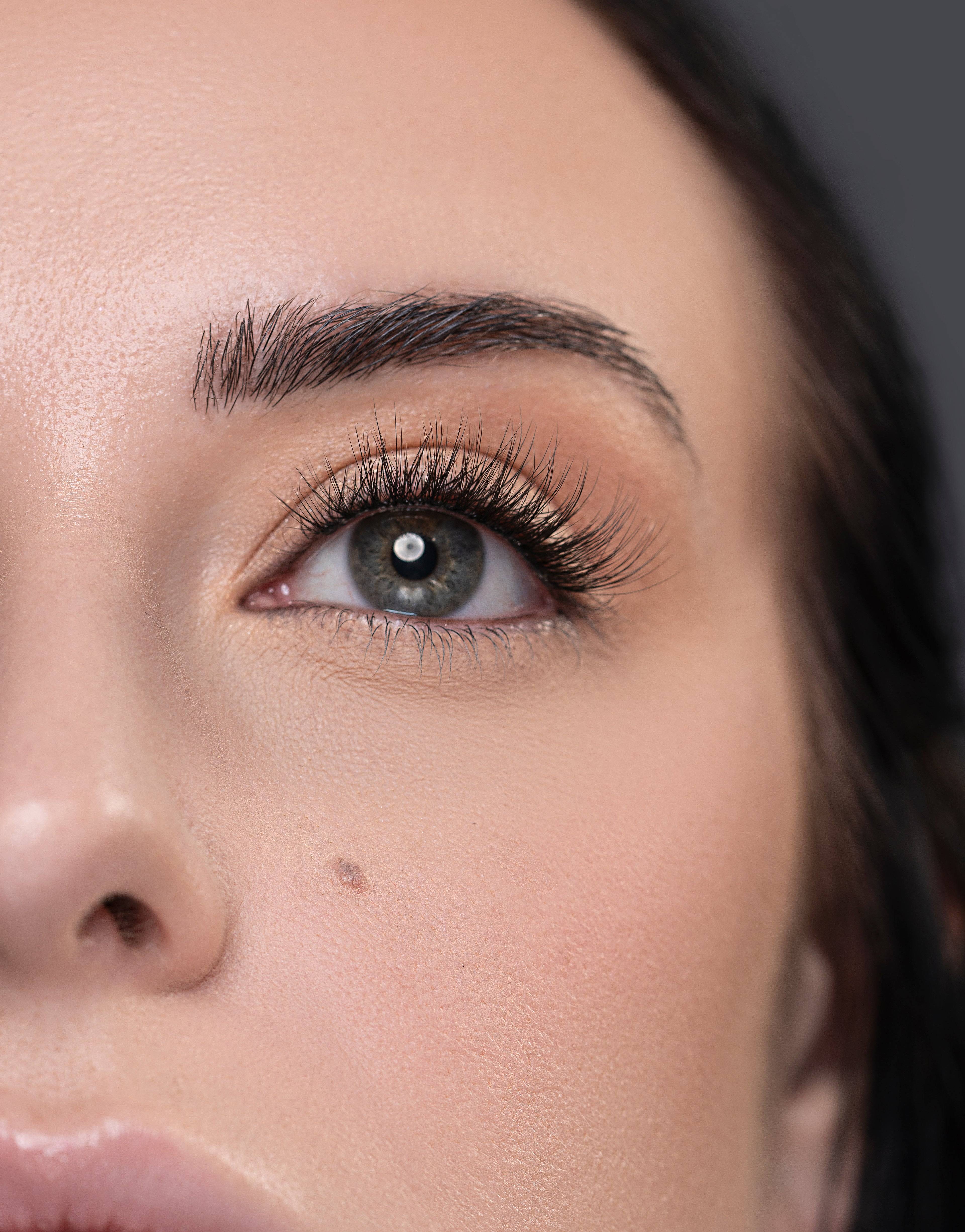 Eye looking upward with Ball Gown Lash Set