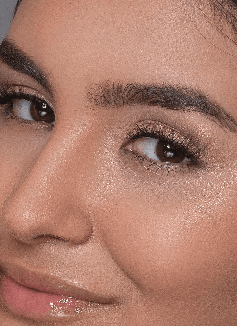 Smiling model with Day Dream Lash applied