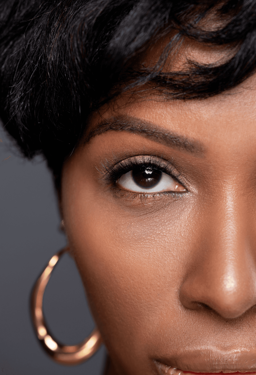 Eye detail with Ball Gown Lash Set